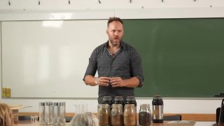 Bató Tas Sándor - Gyógynövényes workshop terem